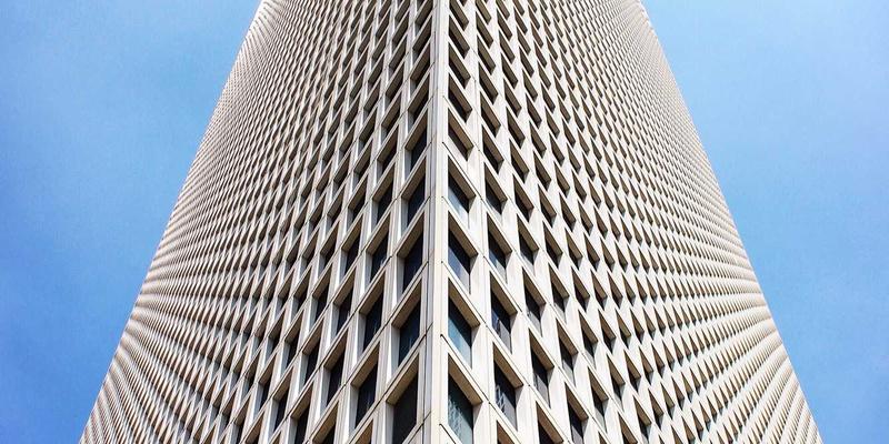 精密加工与定制设备制造中的热变形控制：CNC加工工艺优化的核心技术