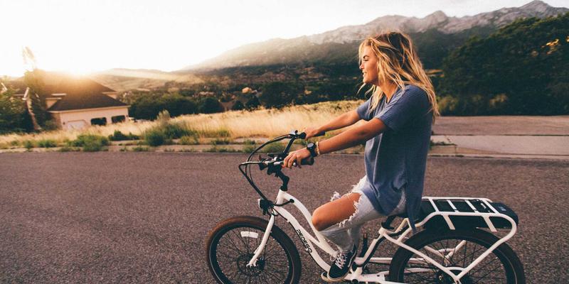 精密加工与工业设备评测：定制化如何重塑制造业竞争力